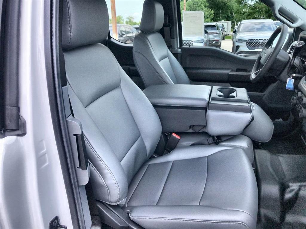 new 2025 Ford F-150 car, priced at $37,088