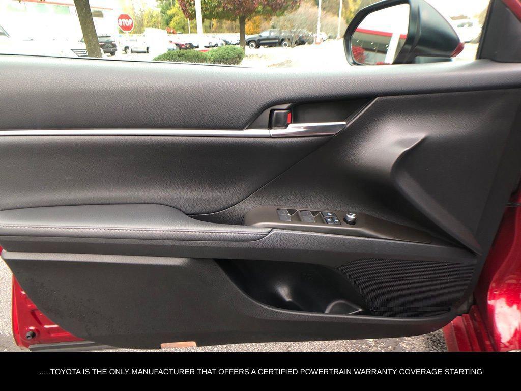 used 2022 Toyota Camry Hybrid car, priced at $25,995