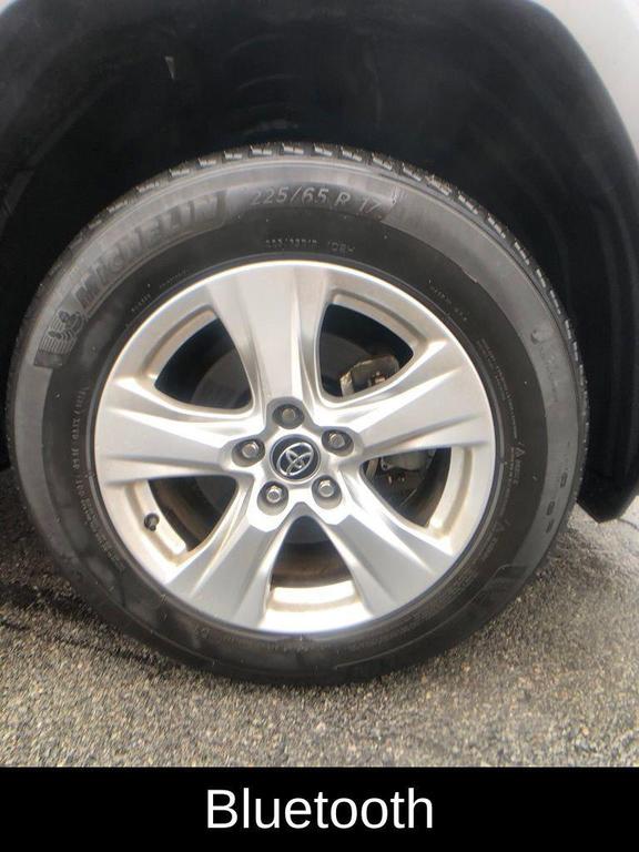 used 2020 Toyota RAV4 car, priced at $26,995