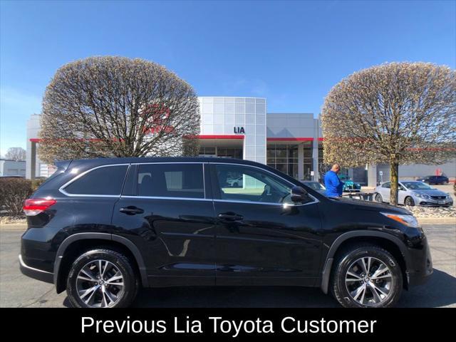 used 2018 Toyota Highlander car, priced at $22,995