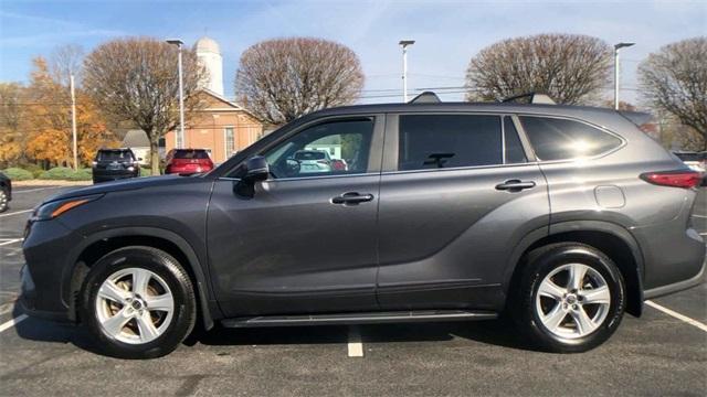 used 2023 Toyota Highlander car, priced at $34,995