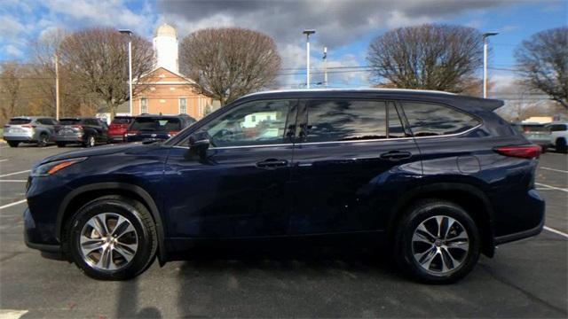 used 2021 Toyota Highlander car, priced at $35,995