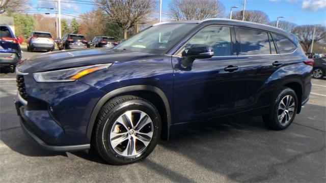 used 2021 Toyota Highlander car, priced at $35,995