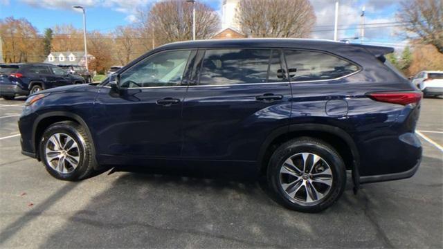 used 2021 Toyota Highlander car, priced at $35,995