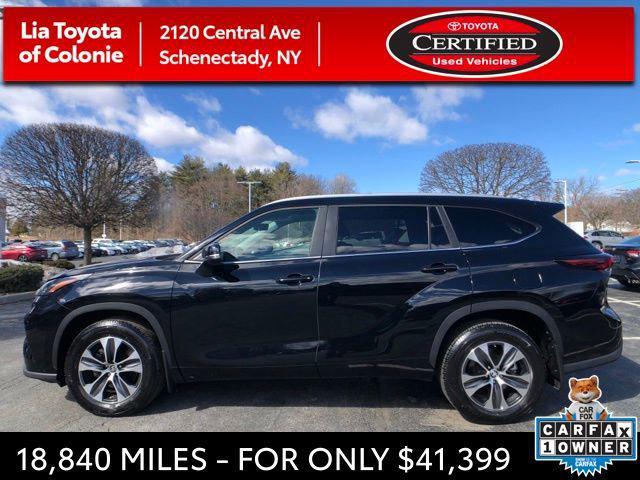 used 2024 Toyota Highlander car, priced at $41,399
