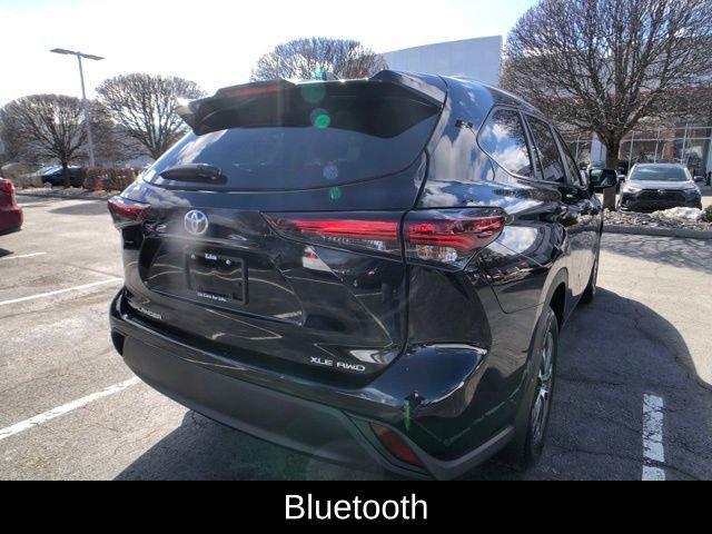 used 2024 Toyota Highlander car, priced at $41,399
