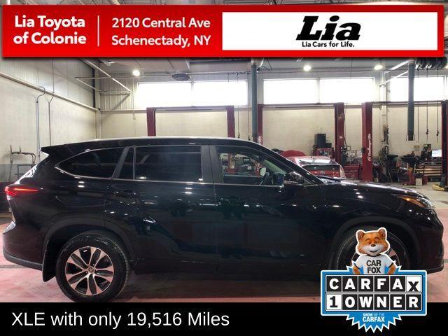 used 2024 Toyota Highlander car, priced at $42,995