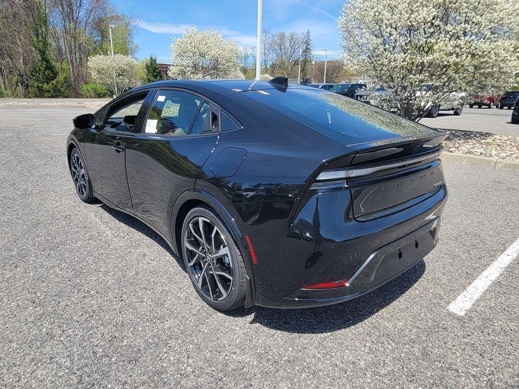 new 2025 Toyota Prius Plug-In Hybrid car, priced at $38,911