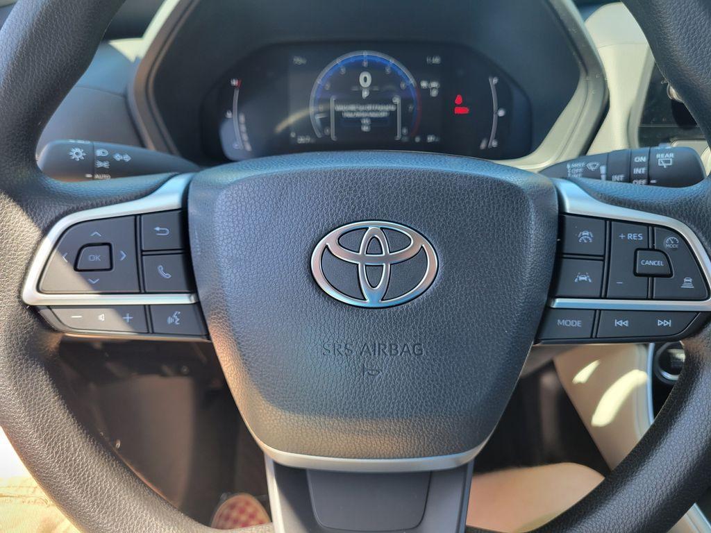new 2025 Toyota Grand Highlander car, priced at $44,993