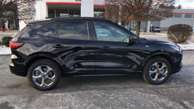 used 2023 Ford Escape car, priced at $25,994