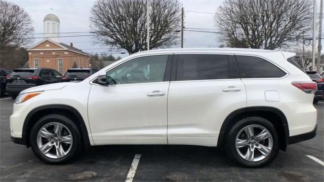 used 2016 Toyota Highlander car, priced at $22,995