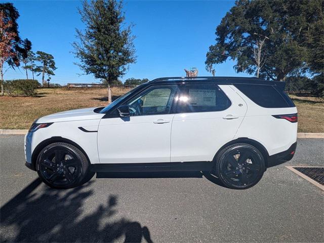 new 2025 Land Rover Discovery car, priced at $77,668