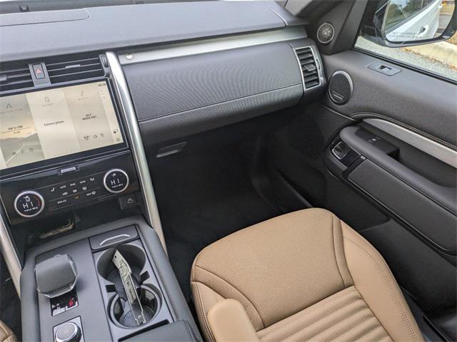 new 2025 Land Rover Discovery car, priced at $80,525