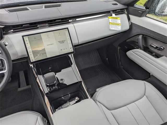 new 2025 Land Rover Range Rover Sport car, priced at $93,055
