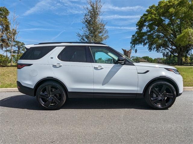 new 2024 Land Rover Discovery car, priced at $68,068