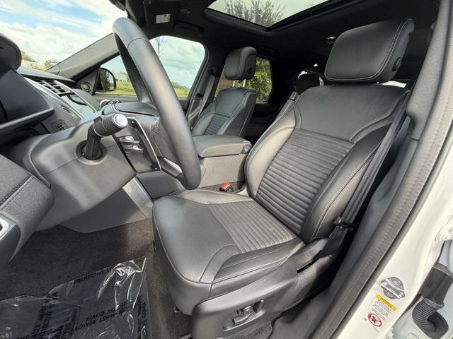 used 2025 Land Rover Discovery car, priced at $59,991