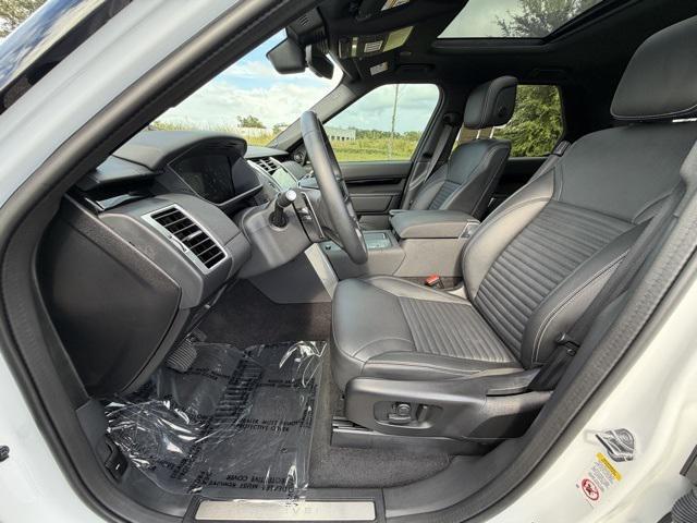 used 2025 Land Rover Discovery car, priced at $59,991
