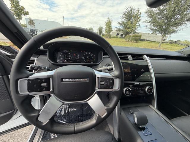 used 2025 Land Rover Discovery car, priced at $59,991