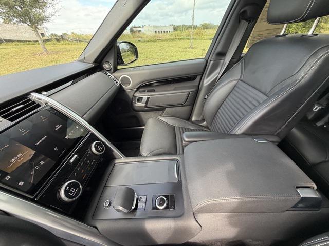 used 2025 Land Rover Discovery car, priced at $59,991