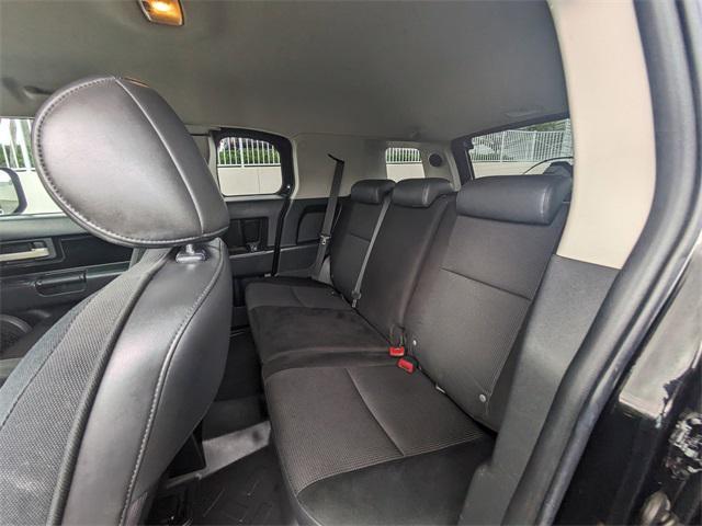 used 2007 Toyota FJ Cruiser car, priced at $14,798