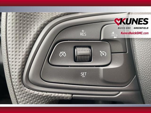 new 2025 Buick Envista car, priced at $25,590