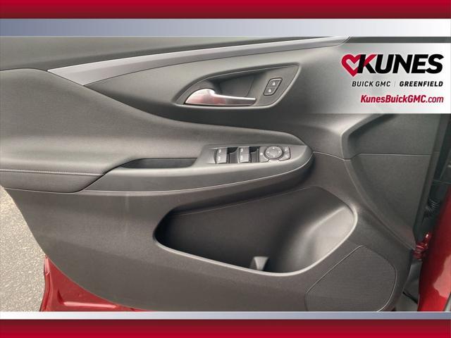 new 2025 Buick Envista car, priced at $25,590