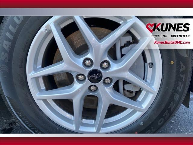 used 2024 Ford Edge car, priced at $25,499