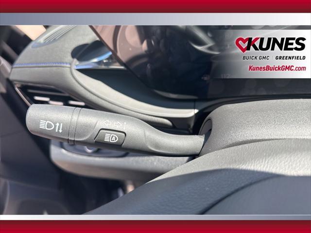 new 2025 Buick Envista car, priced at $27,985