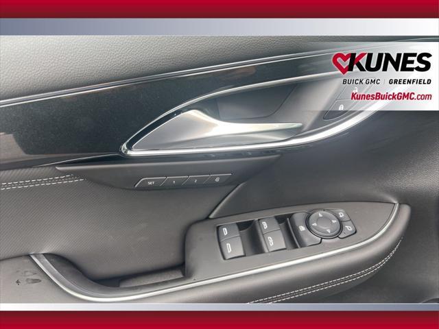new 2025 Buick Envision car, priced at $38,440
