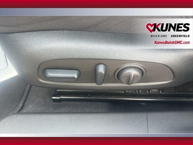 used 2023 Chevrolet Malibu car, priced at $18,299