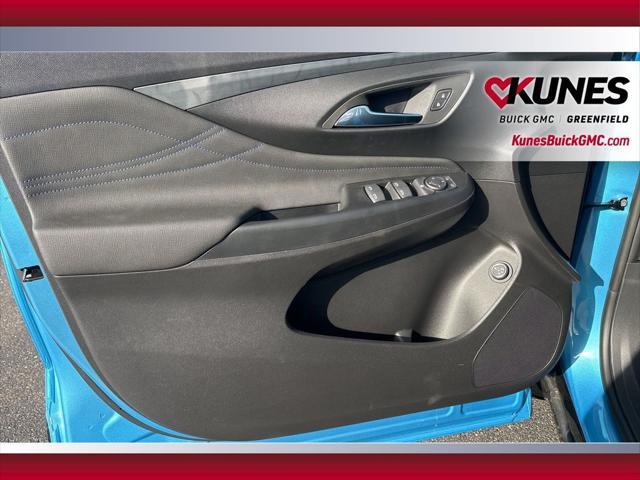 new 2025 Buick Envista car, priced at $28,755
