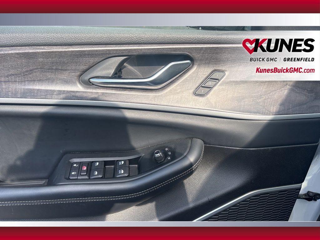 used 2024 Jeep Grand Cherokee 4xe car, priced at $27,995