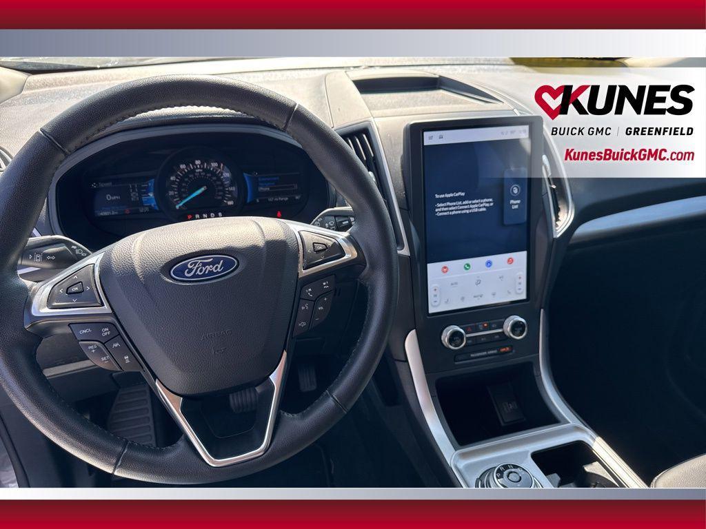 used 2024 Ford Edge car, priced at $23,995