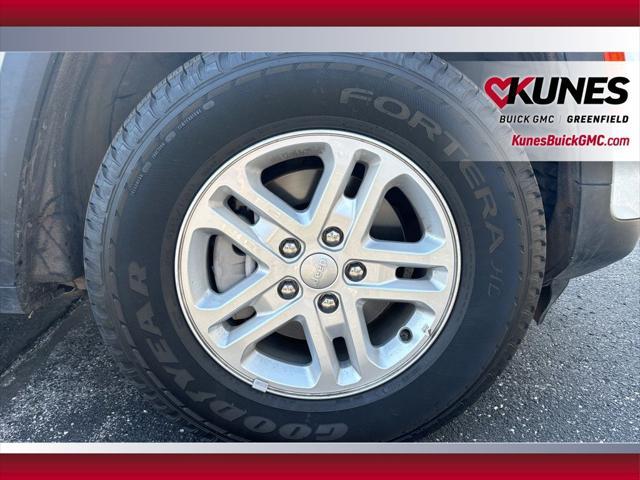 used 2024 Jeep Grand Cherokee car, priced at $28,797