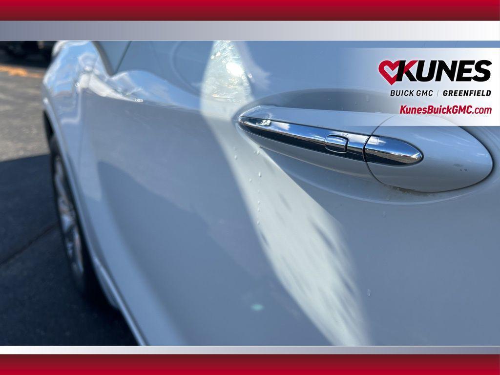 used 2019 Buick Envision car, priced at $11,599