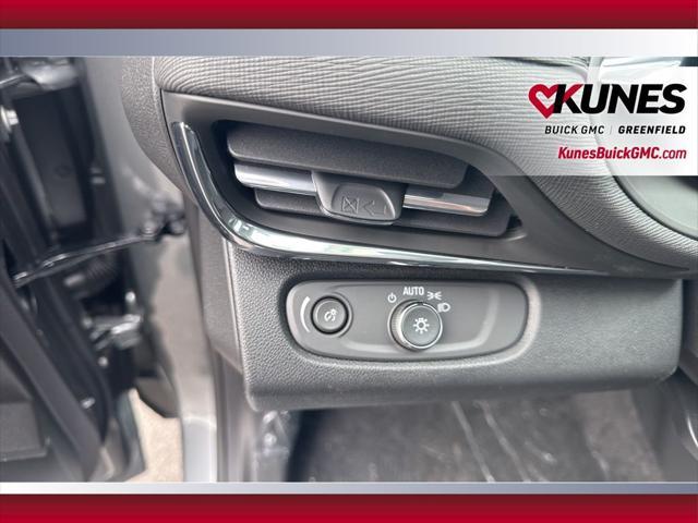 new 2025 Buick Envista car, priced at $27,497