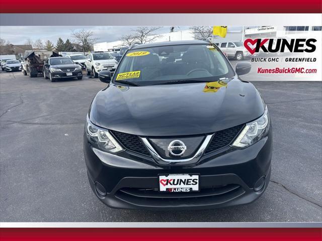 used 2019 Nissan Rogue Sport car, priced at $15,995