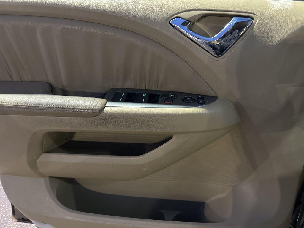used 2009 Honda Odyssey car, priced at $1,499
