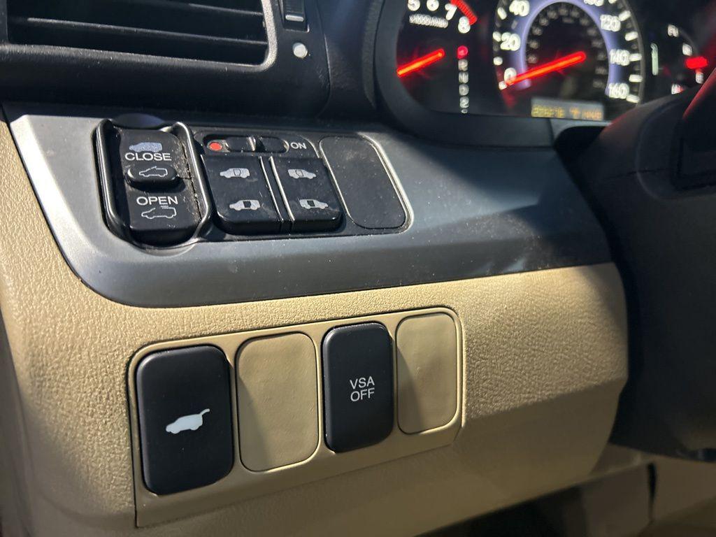 used 2009 Honda Odyssey car, priced at $1,499