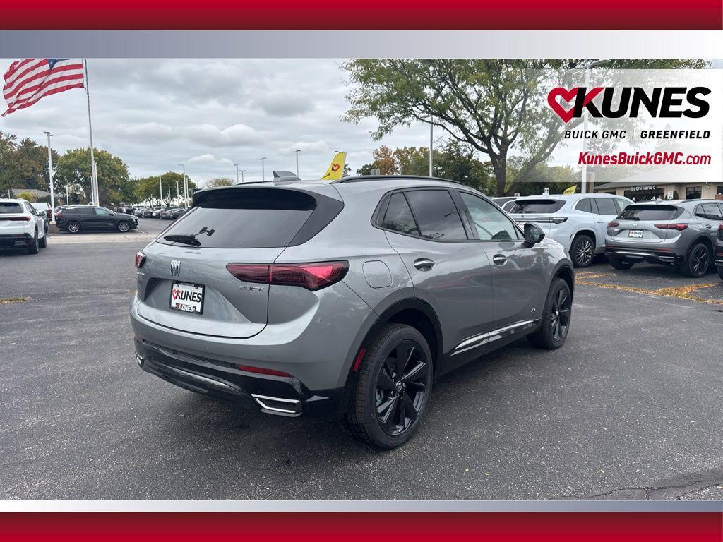 new 2025 Buick Envision car, priced at $38,976