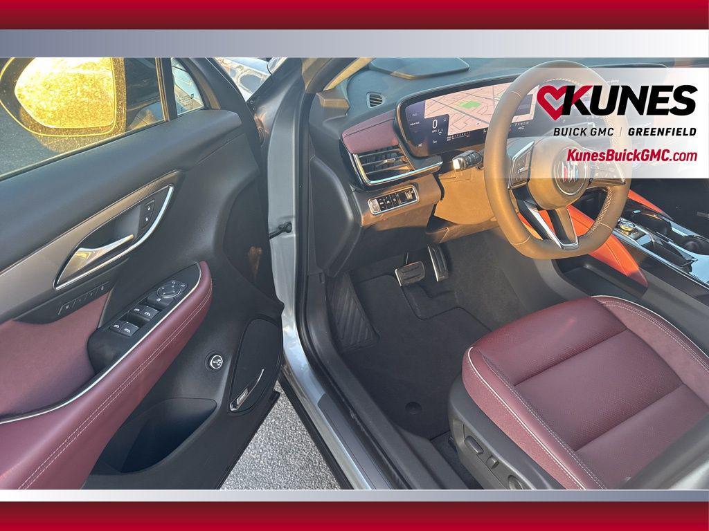 new 2025 Buick Envision car, priced at $39,416