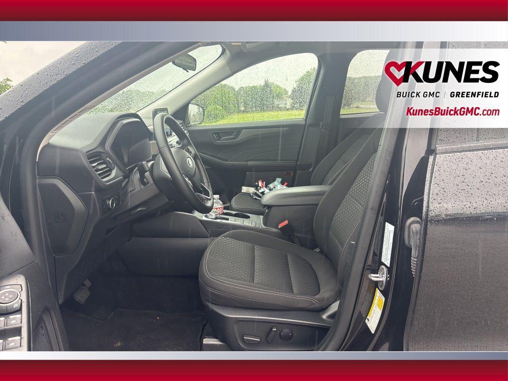 used 2024 Ford Escape car, priced at $20,995