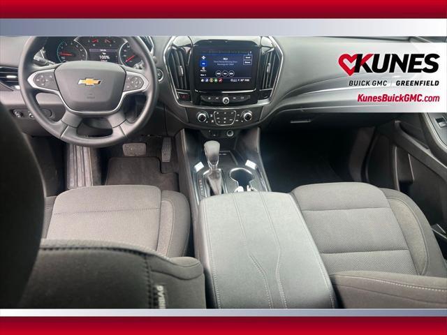 used 2023 Chevrolet Traverse car, priced at $27,997