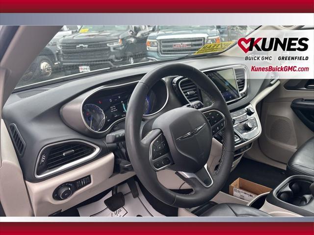 used 2023 Chrysler Pacifica car, priced at $24,699