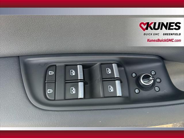 used 2024 Audi Q7 car, priced at $46,898