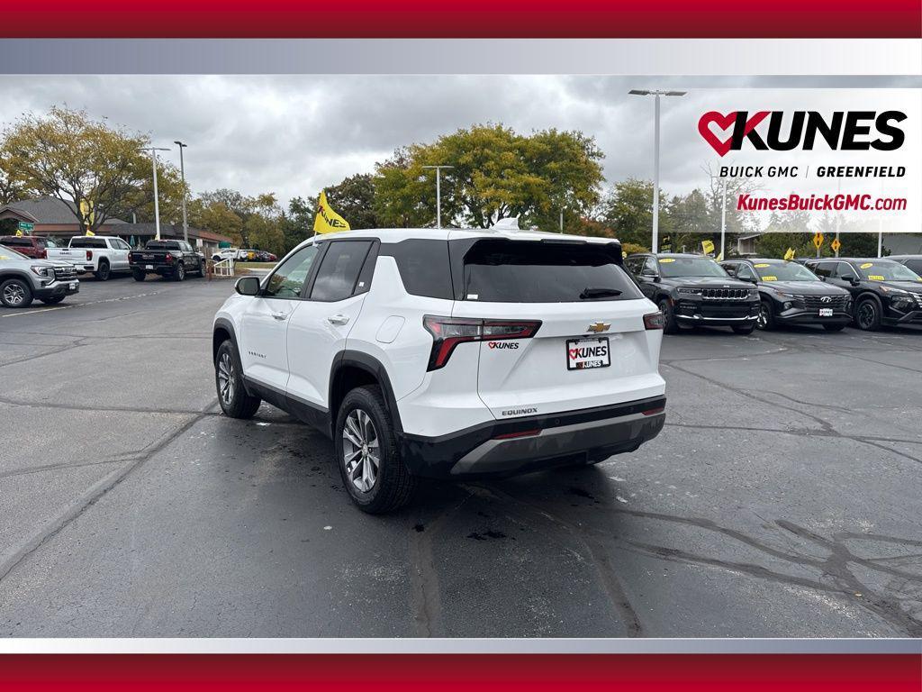 used 2025 Chevrolet Equinox car, priced at $22,995