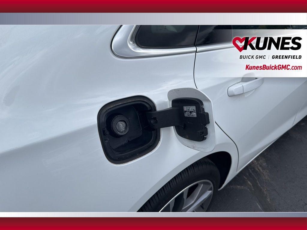 used 2024 Chevrolet Malibu car, priced at $24,395
