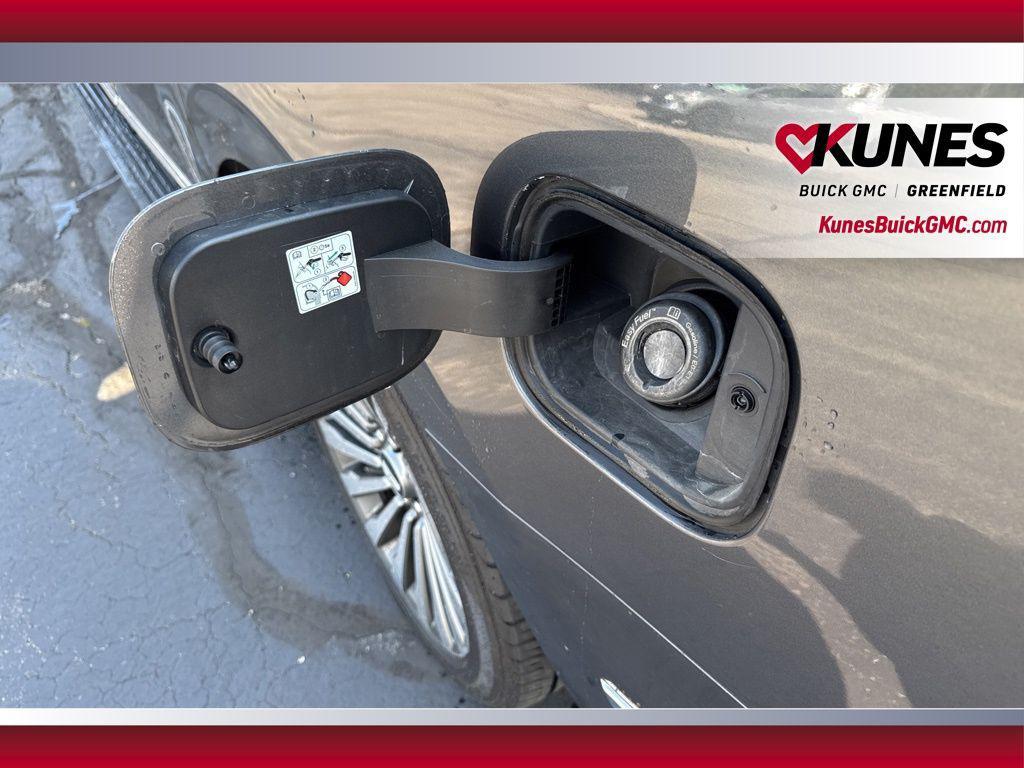 used 2018 Lincoln Navigator L car, priced at $30,995