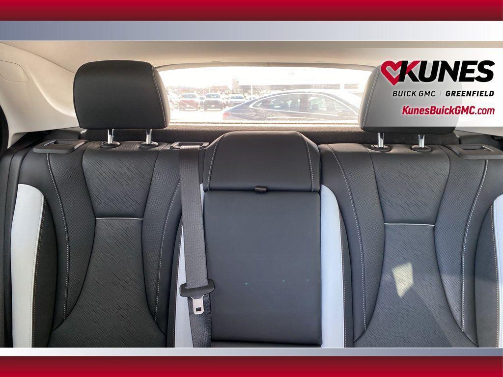 used 2024 Buick Envision car, priced at $27,399