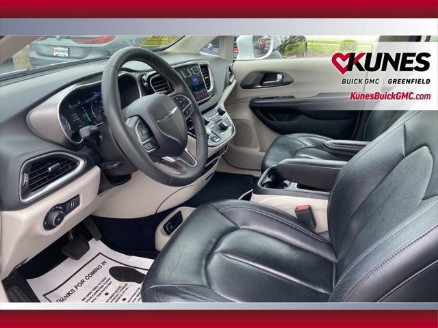 used 2022 Chrysler Pacifica car, priced at $21,800